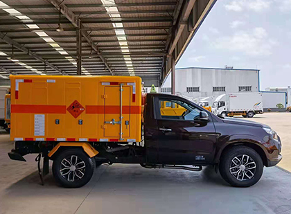 仪征爆破器材运输车
